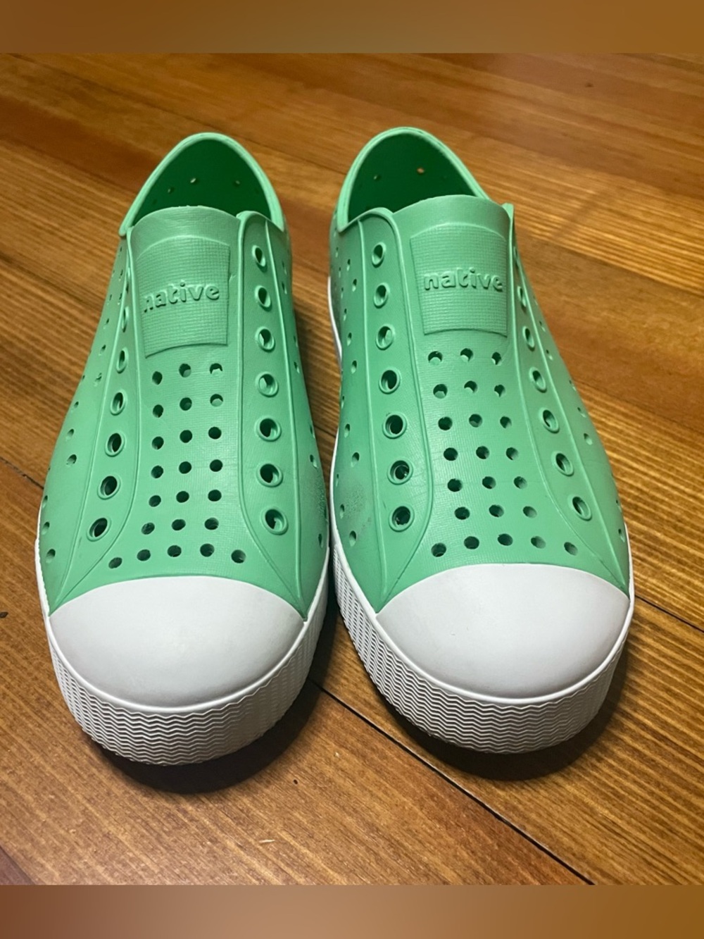 Native Shoes Jefferson Slip-On Sneakers in Mint Green Size J3